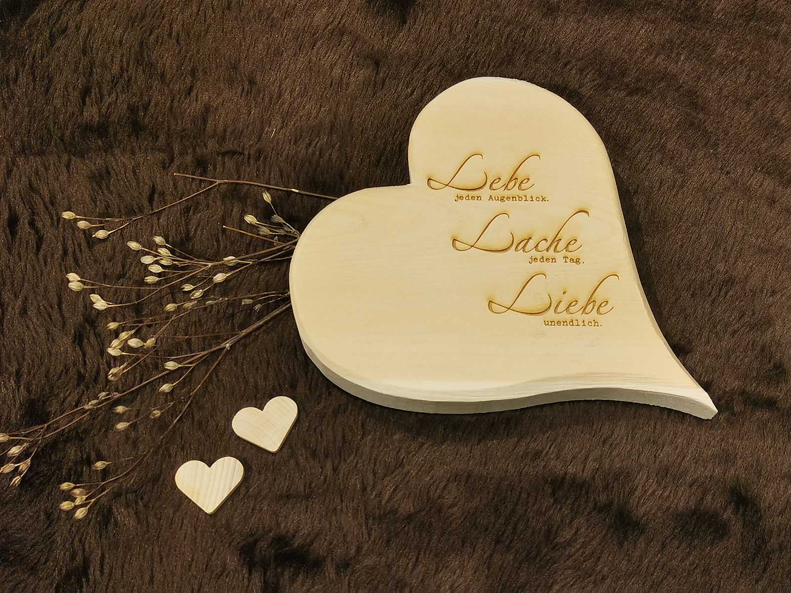 Zirbenherz-Lebe-Lache-Liebe